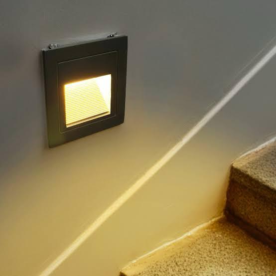 Foot Light